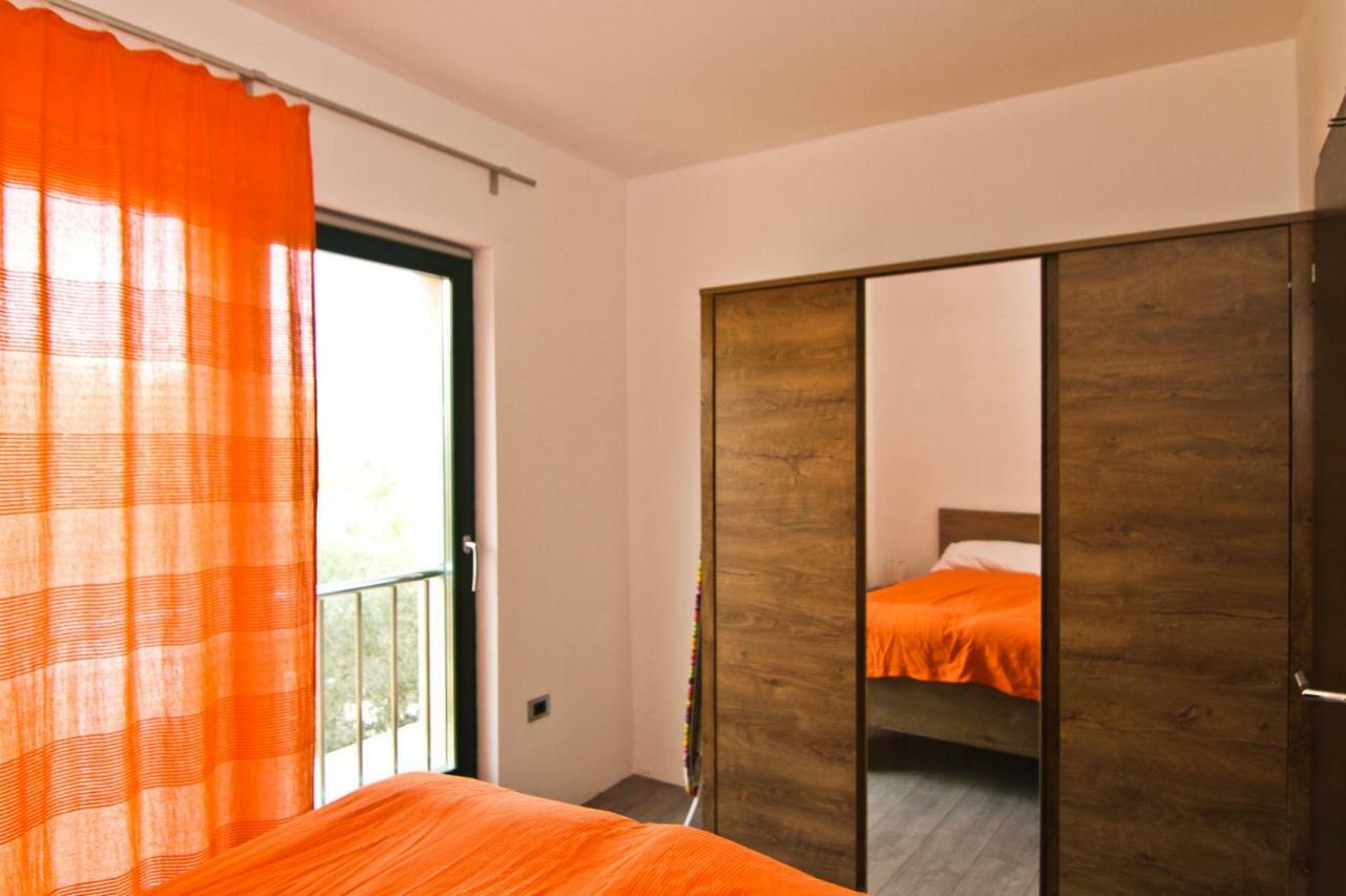 Villa Savar Apartmani ภายนอก รูปภาพ
