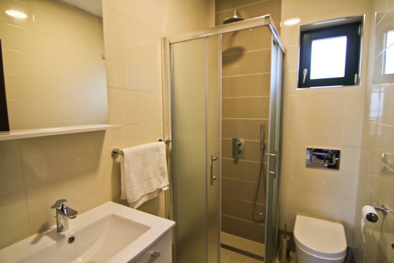Villa Savar Apartmani ภายนอก รูปภาพ