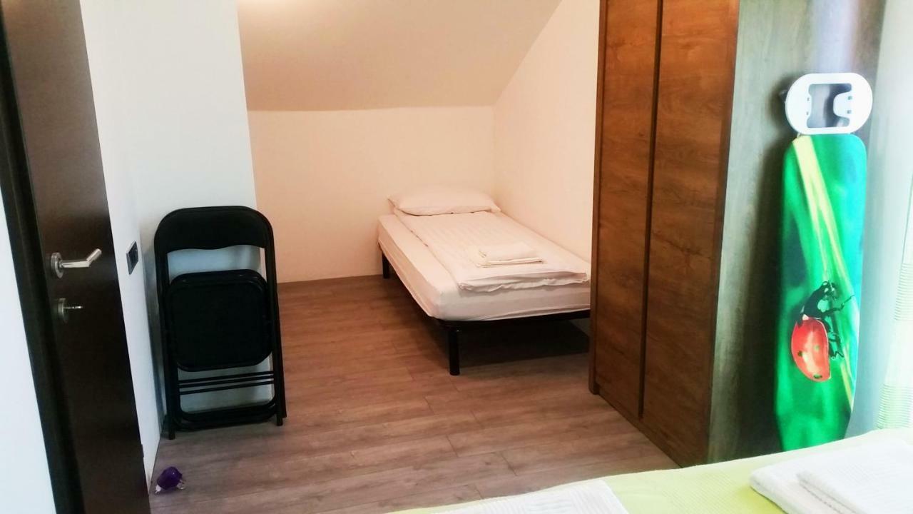 Villa Savar Apartmani ภายนอก รูปภาพ